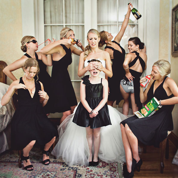 CrazyBridalParty_MariaVicencio