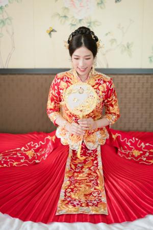 龍鳳百褶秀禾服